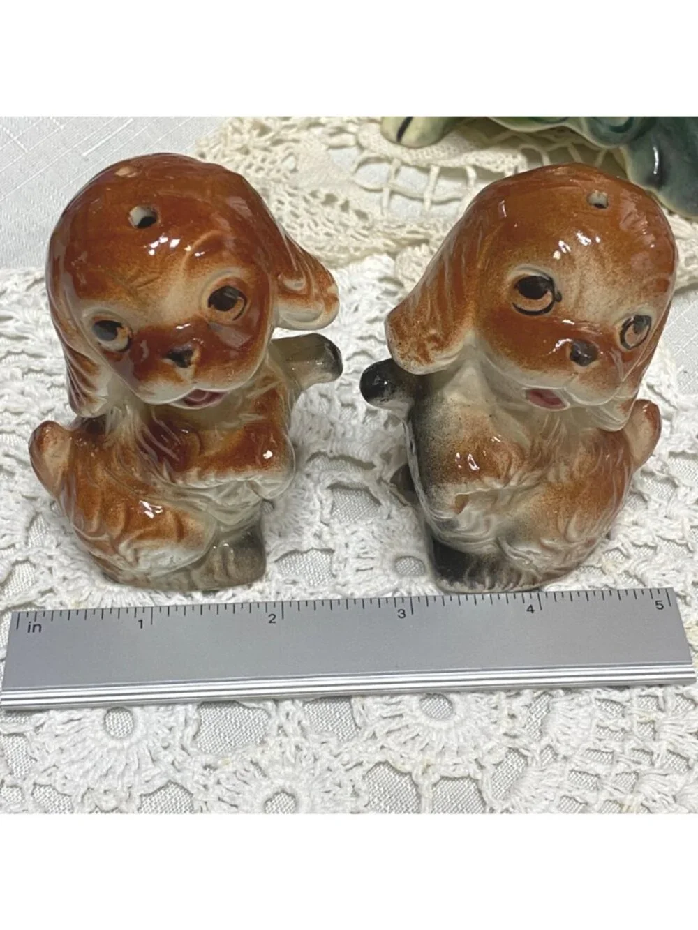 Vtg Begging Cocker Spaniel Mid-Century Salt & Pep Shakers Japan Anthropomorphic